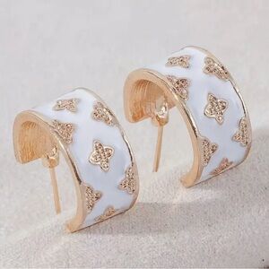 Elegant Gold and White Earrings